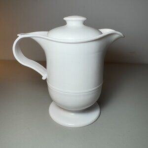 16 oz White Thermal Pitcher (NWOT)